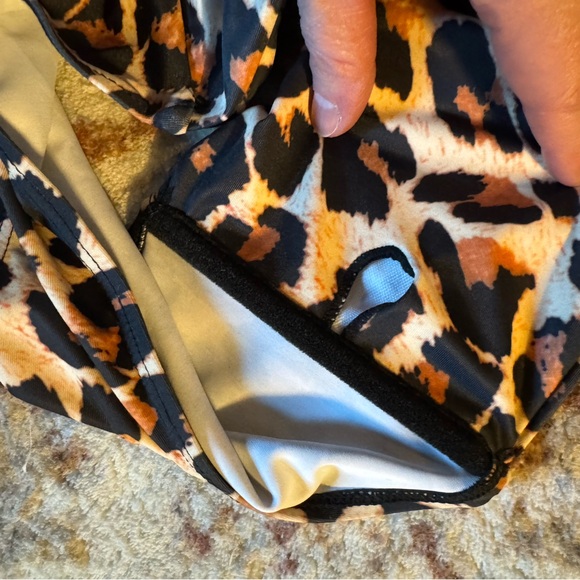 Leopard Print Cheeky Bandeau Bikini Set - Picture 3 of 3